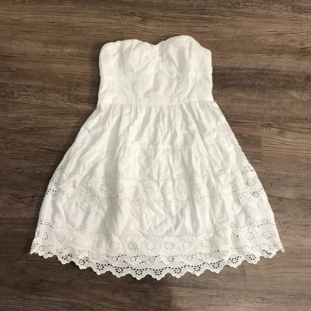 Sleeveless White Lace Sundress